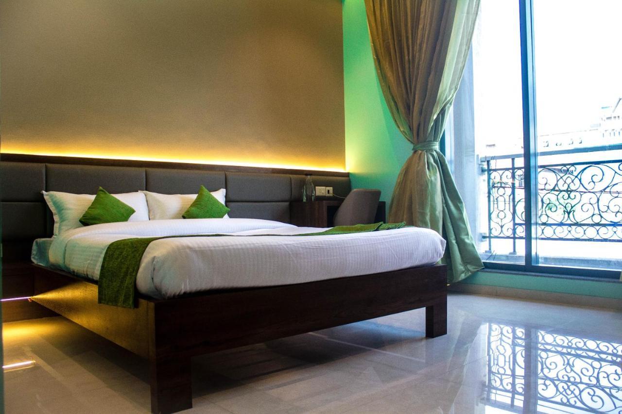 Hotel Seven Oaks Navi Mumbai Zewnętrze zdjęcie