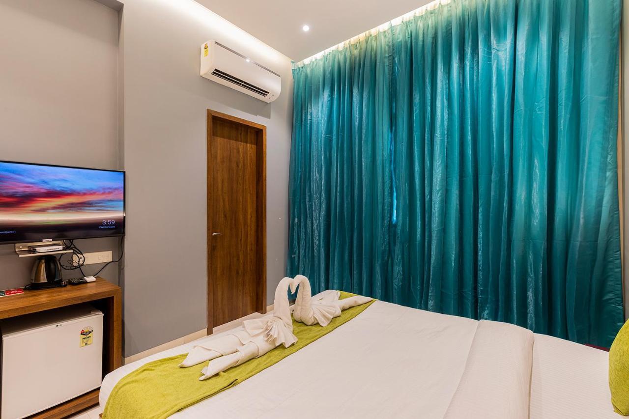 Hotel Seven Oaks Navi Mumbai Zewnętrze zdjęcie
